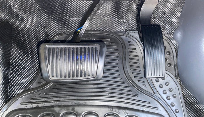 2023 Hyundai GRAND I10 NIOS SPORTZ AMT 1.2 KAPPA VTVT, Petrol, Automatic, 11,795 km, Pedals