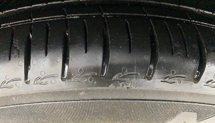 2023 Hyundai GRAND I10 NIOS SPORTZ AMT 1.2 KAPPA VTVT, Petrol, Automatic, 11,795 km, Left Front Tyre Tread