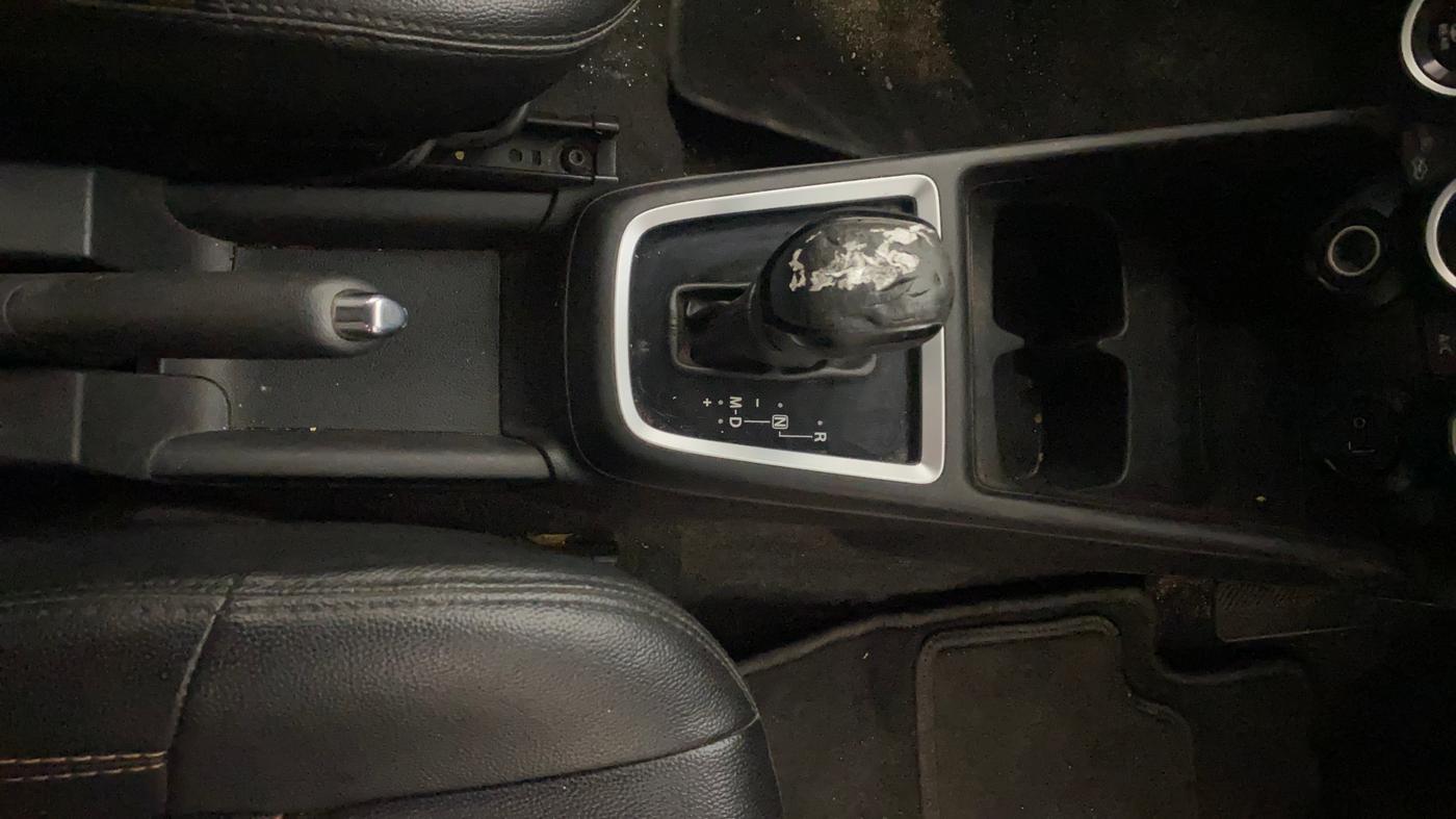 2018 Maruti Swift ZXI AMT, Petrol, Automatic, 57,878 km, Gear Lever