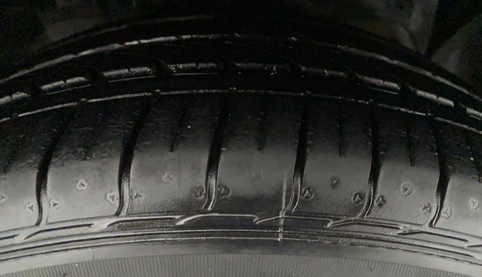 2019 Ford FREESTYLE TREND 1.2 TI-VCT, Petrol, Manual, 9,203 km, Right Front Tyre Tread