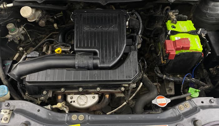 2015 Maruti Swift VXI, Petrol, Manual, 71,494 km, Engine View