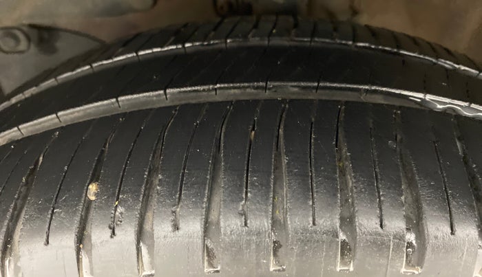2012 Honda City V MT PETROL, Petrol, Manual, 72,832 km, Left Front Tyre Tread