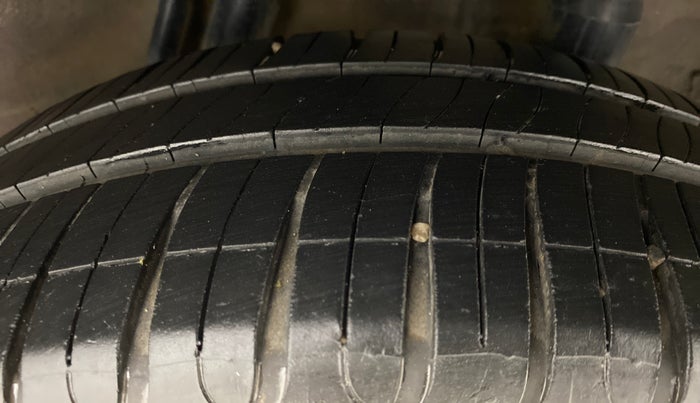 2012 Honda City V MT PETROL, Petrol, Manual, 72,832 km, Left Rear Tyre Tread