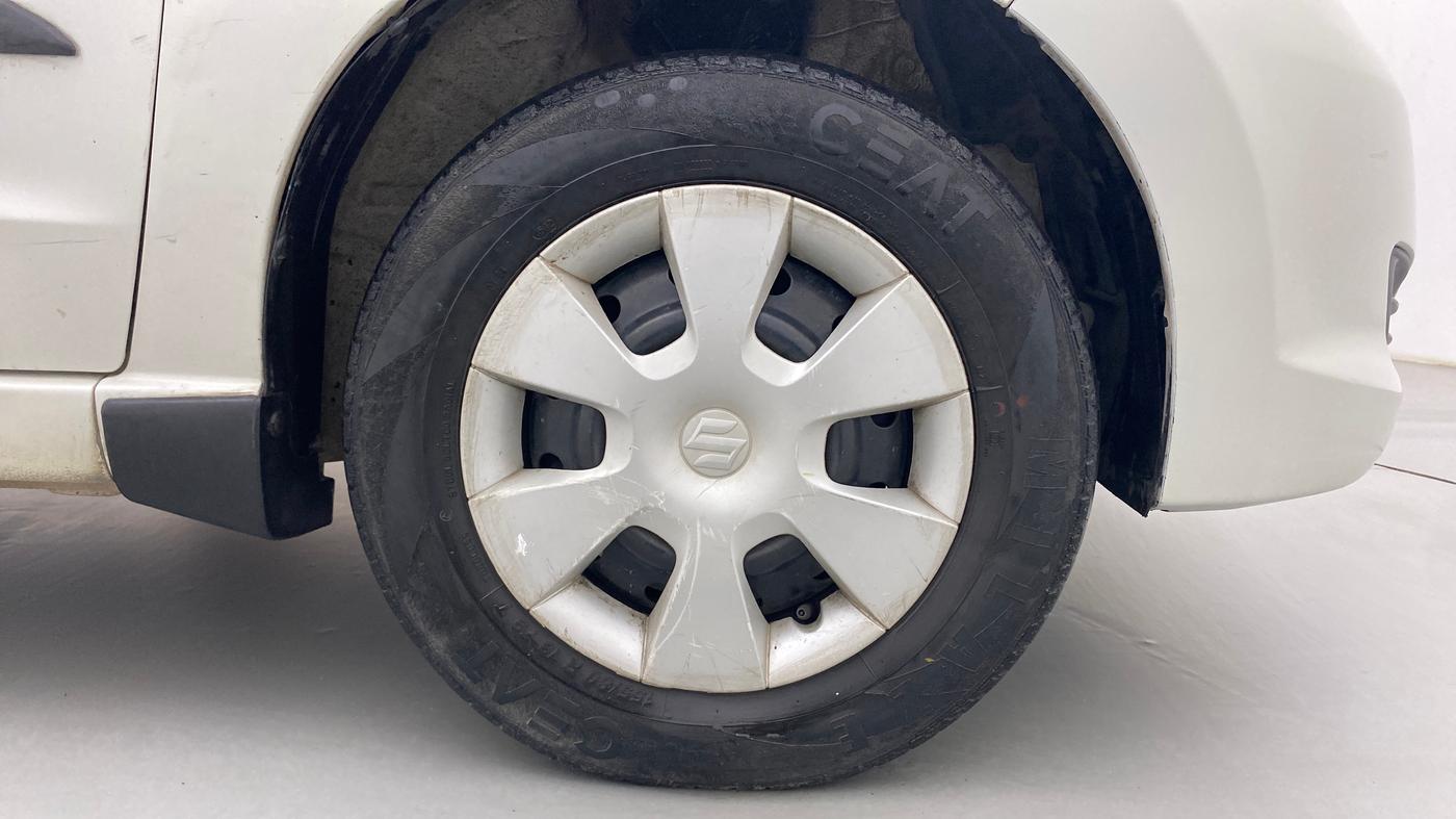2012 Maruti A Star VXI (ABS) AT, Petrol, Automatic, 35,689 km, Right Front Wheel