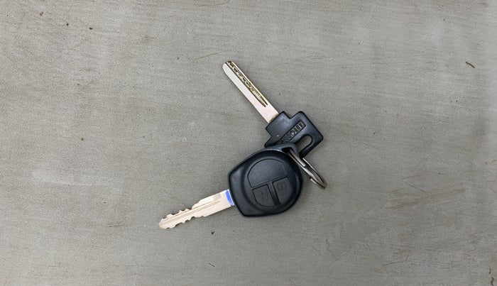 2015 Maruti Swift Dzire VXI, Petrol, Manual, 67,837 km, Key Close Up