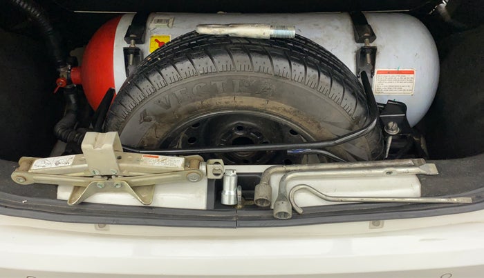 2019 Maruti New Wagon-R LXI CNG 1.0, CNG, Manual, 48,404 km, Spare Tyre