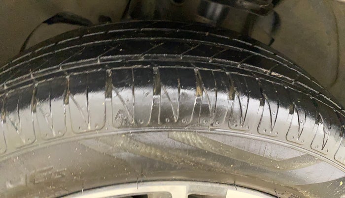 2022 Tata Tiago XZ PLUS PETROL, Petrol, Manual, 27,607 km, Left Front Tyre Tread