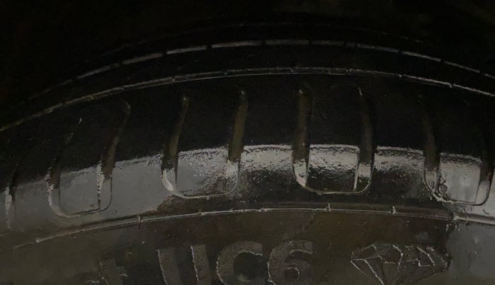 2022 MG ASTOR SUPER EX 1.5 MT, Petrol, Manual, 44,245 km, Left Front Tyre Tread
