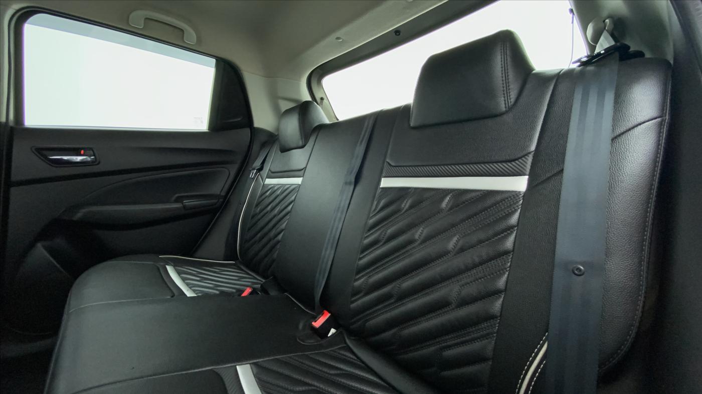 2018 Maruti Swift VXI D, Petrol, Manual, 16,304 km, Right Side Rear Door Cabin