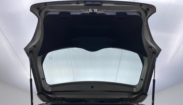 2018 Maruti Swift VXI D, Petrol, Manual, 16,304 km, Boot Door Open