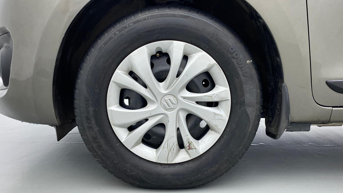 2018 Maruti Swift VXI D, Petrol, Manual, 16,304 km, Left Front Wheel