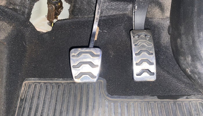 2020 Hyundai NEW I20 Asta 1.0 GDI Turbo IMT, Petrol, Manual, 68,177 km, Pedals