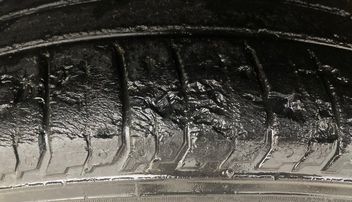 2020 Hyundai NEW I20 Asta 1.0 GDI Turbo IMT, Petrol, Manual, 68,177 km, Right Front Tyre Tread