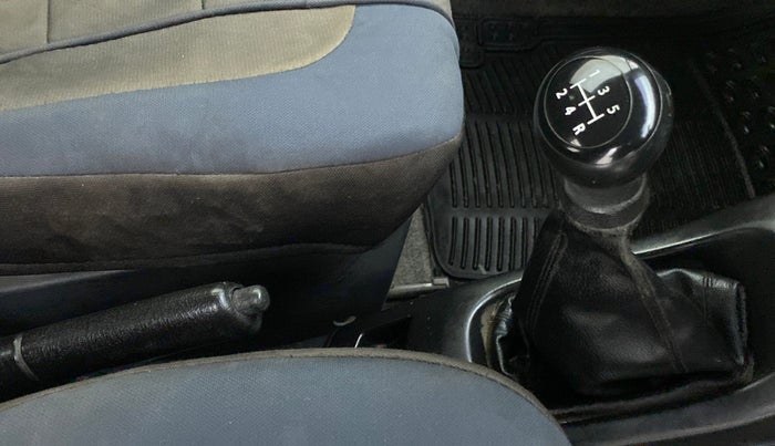 2011 Maruti Wagon R 1.0 LXI, CNG, Manual, 89,050 km, Gear Lever