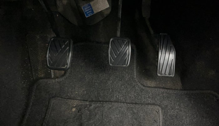 2020 Maruti Baleno DELTA PETROL 1.2, Petrol, Manual, 73,745 km, Pedals