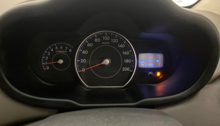 2016 Hyundai i10 SPORTZ 1.1, Petrol, Manual, 43,144 km, Odometer Image