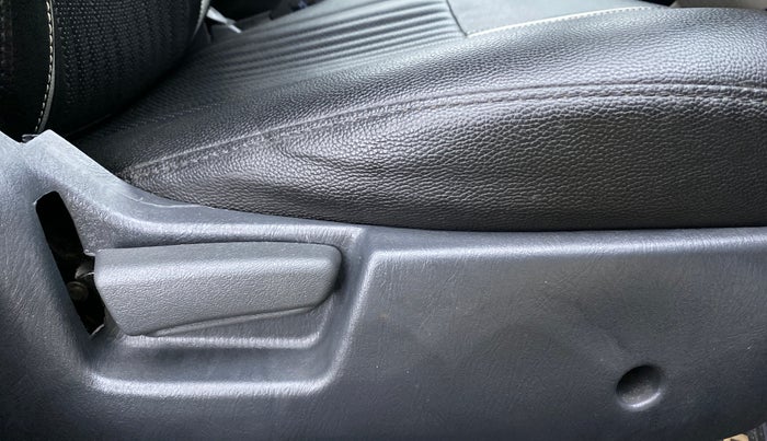 2015 Maruti Alto K10 VXI P, Petrol, Manual, 46,419 km, Driver Side Adjustment Panel