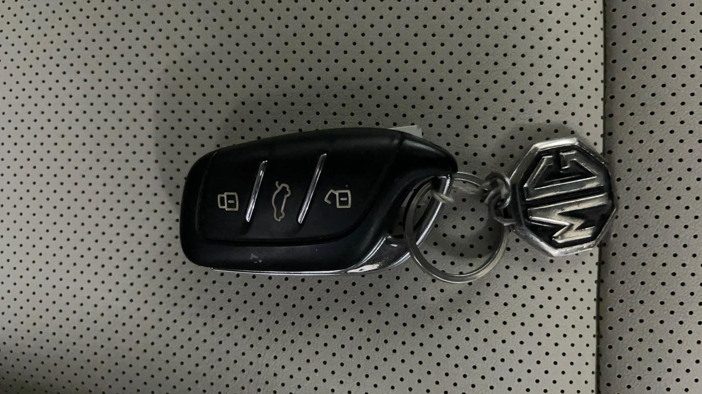 2022 MG ASTOR SAVVY 1.5 CVT, Petrol, Automatic, 34,679 km, Key Close Up