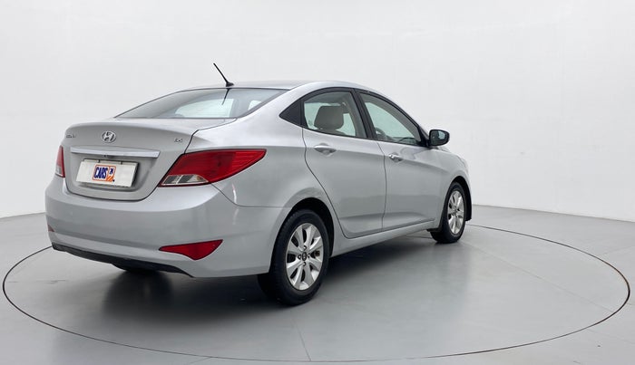2015 Hyundai Verna FLUIDIC 1.6 CRDI S, Diesel, Manual, 74,345 km, Right Back Diagonal