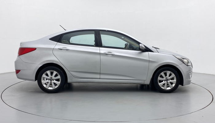2015 Hyundai Verna FLUIDIC 1.6 CRDI S, Diesel, Manual, 74,345 km, Right Side View