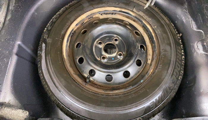 2014 Maruti Swift Dzire VXI, Petrol, Manual, 1,01,573 km, Spare Tyre