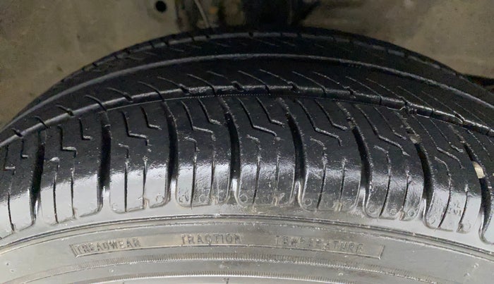 2016 Honda Amaze 1.2L I-VTEC VX AT, Petrol, Automatic, 71,242 km, Right Front Tyre Tread