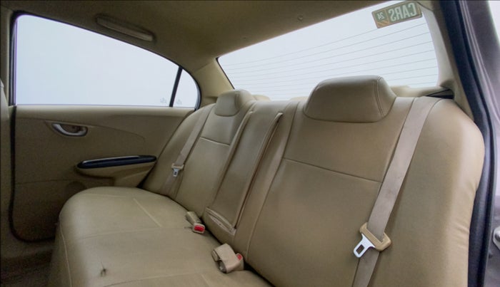 2016 Honda Amaze 1.2L I-VTEC VX AT, Petrol, Automatic, 71,242 km, Right Side Rear Door Cabin