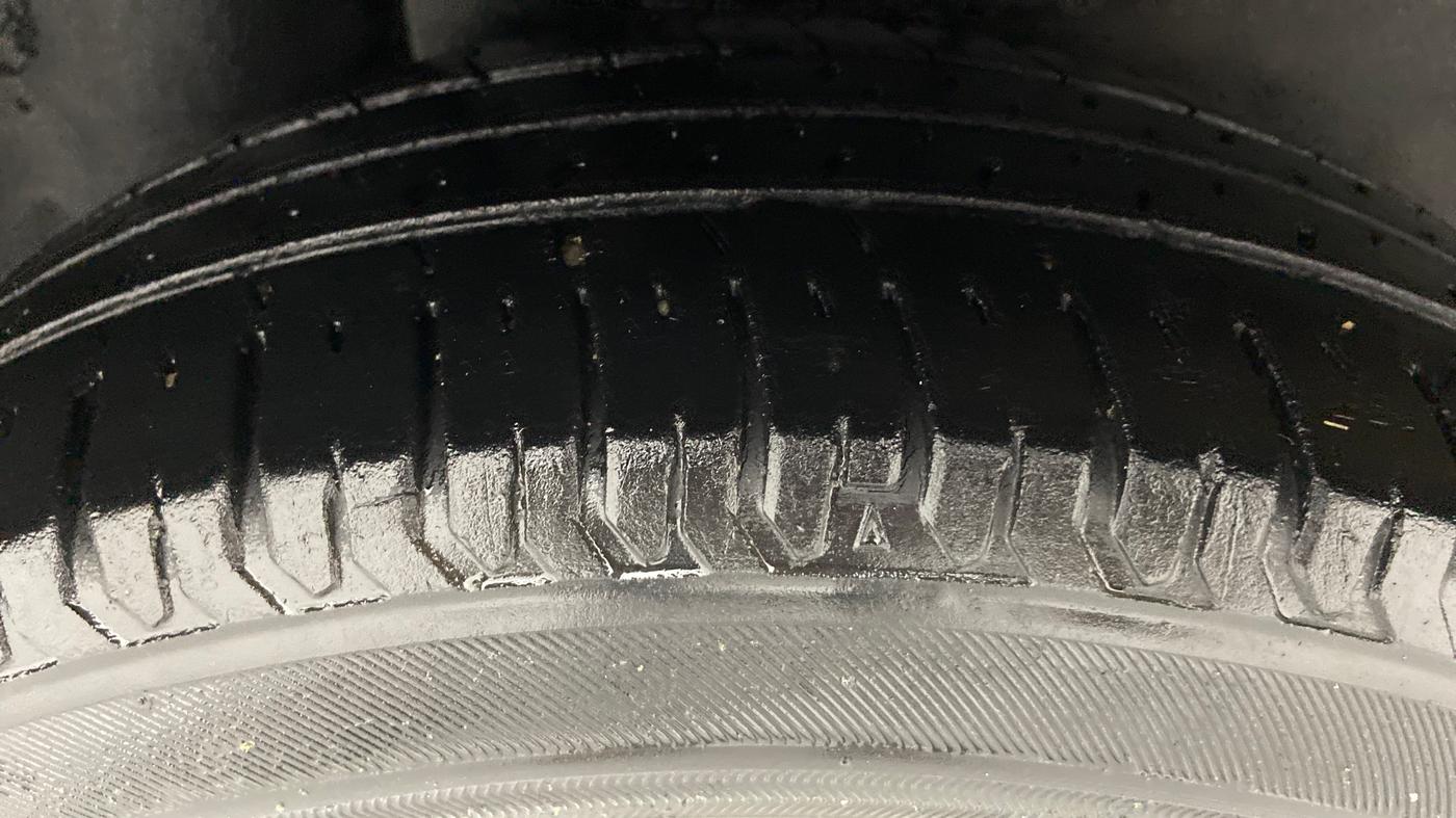 2010 Ford Figo 1.2 ZXI DURATEC, Petrol, Manual, 83,014 km, Right Rear Tyre Tread
