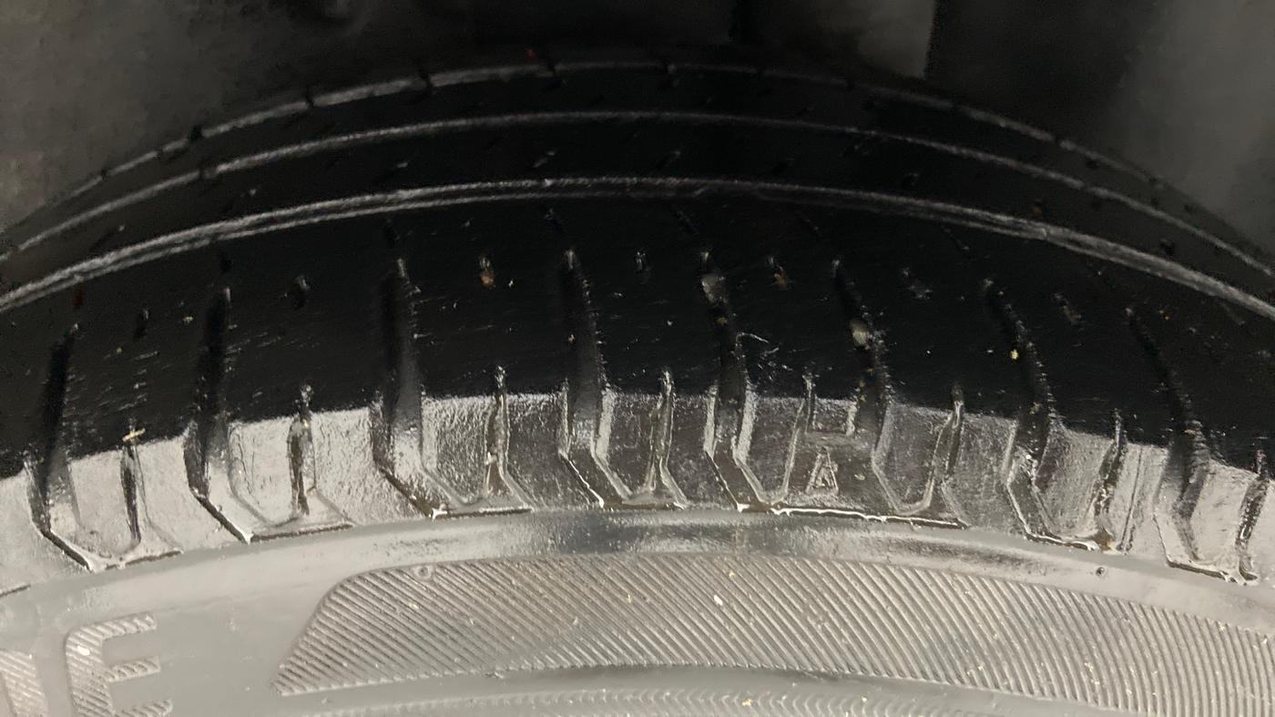 2010 Ford Figo 1.2 ZXI DURATEC, Petrol, Manual, 83,014 km, Left Rear Tyre Tread