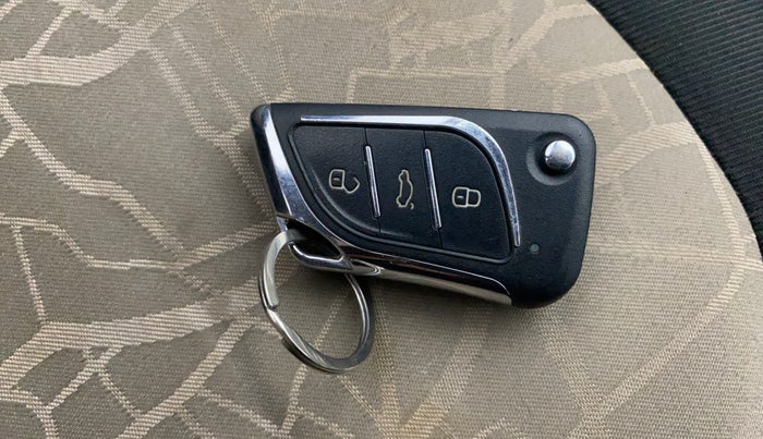 2016 Hyundai Grand i10 SPORTZ 1.2 KAPPA VTVT, Petrol, Manual, 77,525 km, Key Close Up