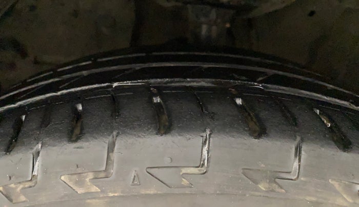 2017 Honda WR-V 1.5L I-DTEC VX MT, Diesel, Manual, 68,174 km, Left Front Tyre Tread