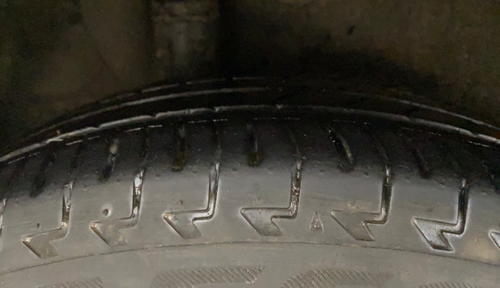 2017 Honda WR-V 1.5L I-DTEC VX MT, Diesel, Manual, 68,174 km, Right Rear Tyre Tread