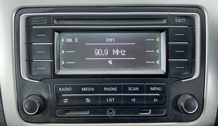 2015 Volkswagen Polo HIGHLINE1.2L PETROL, Petrol, Manual, 47,985 km, Infotainment System