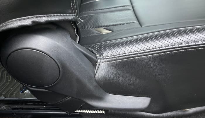 2019 Maruti IGNIS SIGMA 1.2, Petrol, Manual, 10,440 km, Driver Side Adjustment Panel