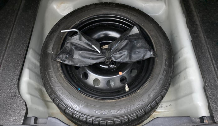 2018 Toyota YARIS VX CVT, Petrol, Automatic, 39,299 km, Spare Tyre