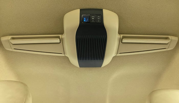 2018 Toyota YARIS VX CVT, Petrol, Automatic, 39,299 km, Rear AC Vents