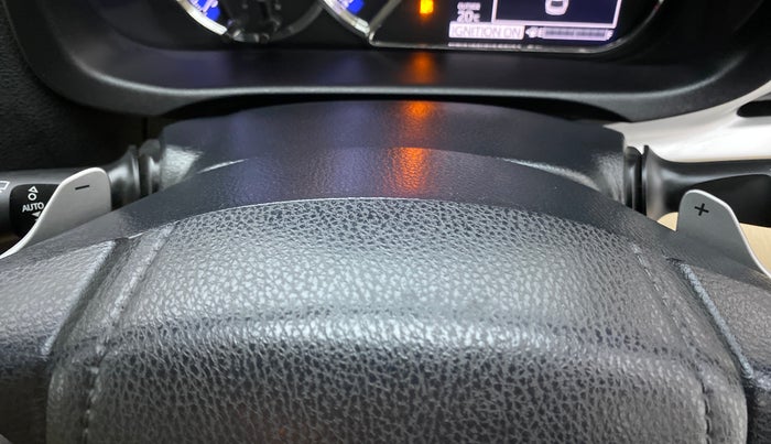 2018 Toyota YARIS VX CVT, Petrol, Automatic, 39,299 km, Paddle Shifters