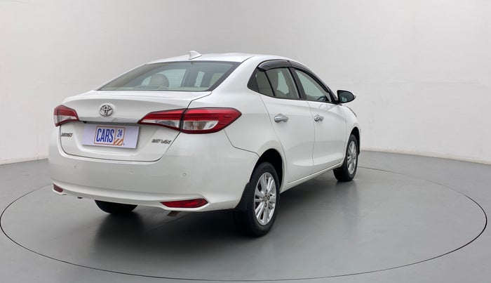 2018 Toyota YARIS VX CVT, Petrol, Automatic, 39,299 km, Right Back Diagonal