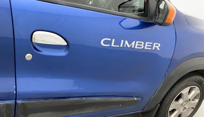 2017 Renault Kwid CLIMBER 1.0 AMT, Petrol, Automatic, 49,779 km, Driver-side door - Paint has faded
