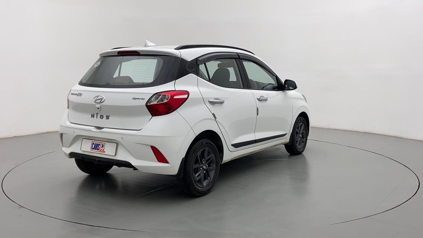 2022 Hyundai GRAND I10 NIOS SPORTZ CNG MT, CNG, Manual, 5,584 km, Right Back Diagonal