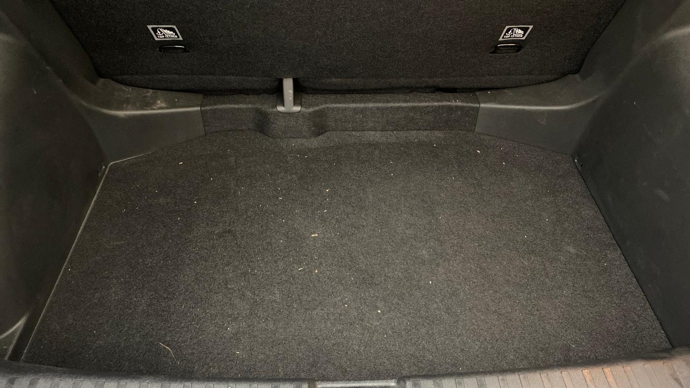 2025 Skoda Kylaq Signature, Petrol, Manual, 6,224 km, Boot Inside