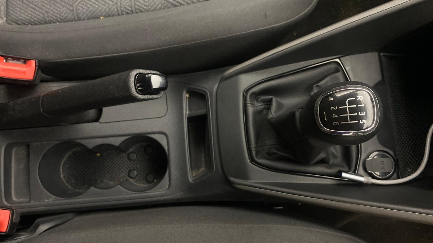 2025 Skoda Kylaq Signature, Petrol, Manual, 6,224 km, Gear Lever