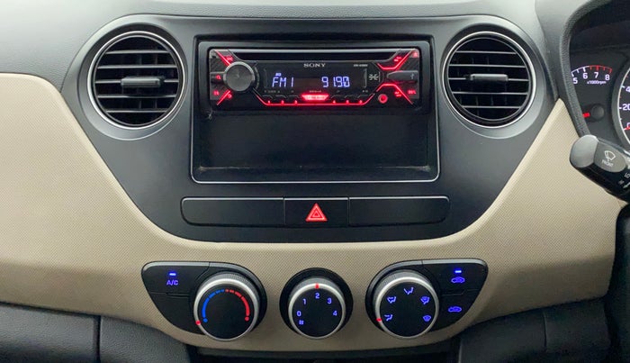 2017 Hyundai Grand i10 MAGNA AT 1.2 KAPPA VTVT, Petrol, Automatic, 65,376 km, Air Conditioner
