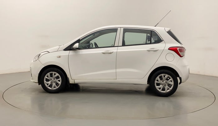 2017 Hyundai Grand i10 MAGNA AT 1.2 KAPPA VTVT, Petrol, Automatic, 65,376 km, Left Side