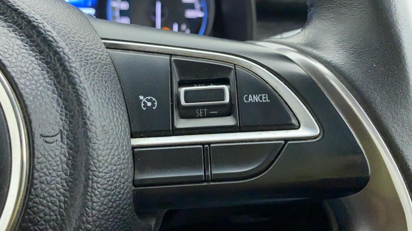 2019 Maruti XL6 ALPHA SHVS  MT, Petrol, Manual, 57,372 km, Adaptive Cruise Control