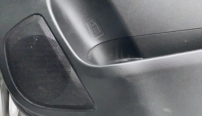 2019 Maruti XL6 ALPHA SHVS  MT, Petrol, Manual, 57,372 km, Speaker