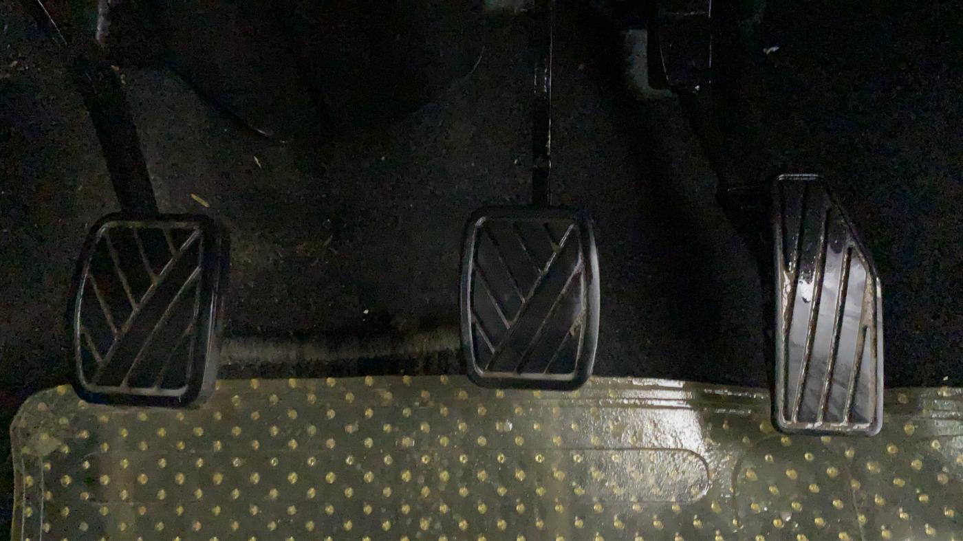 2019 Maruti XL6 ALPHA SHVS  MT, Petrol, Manual, 57,372 km, Pedals