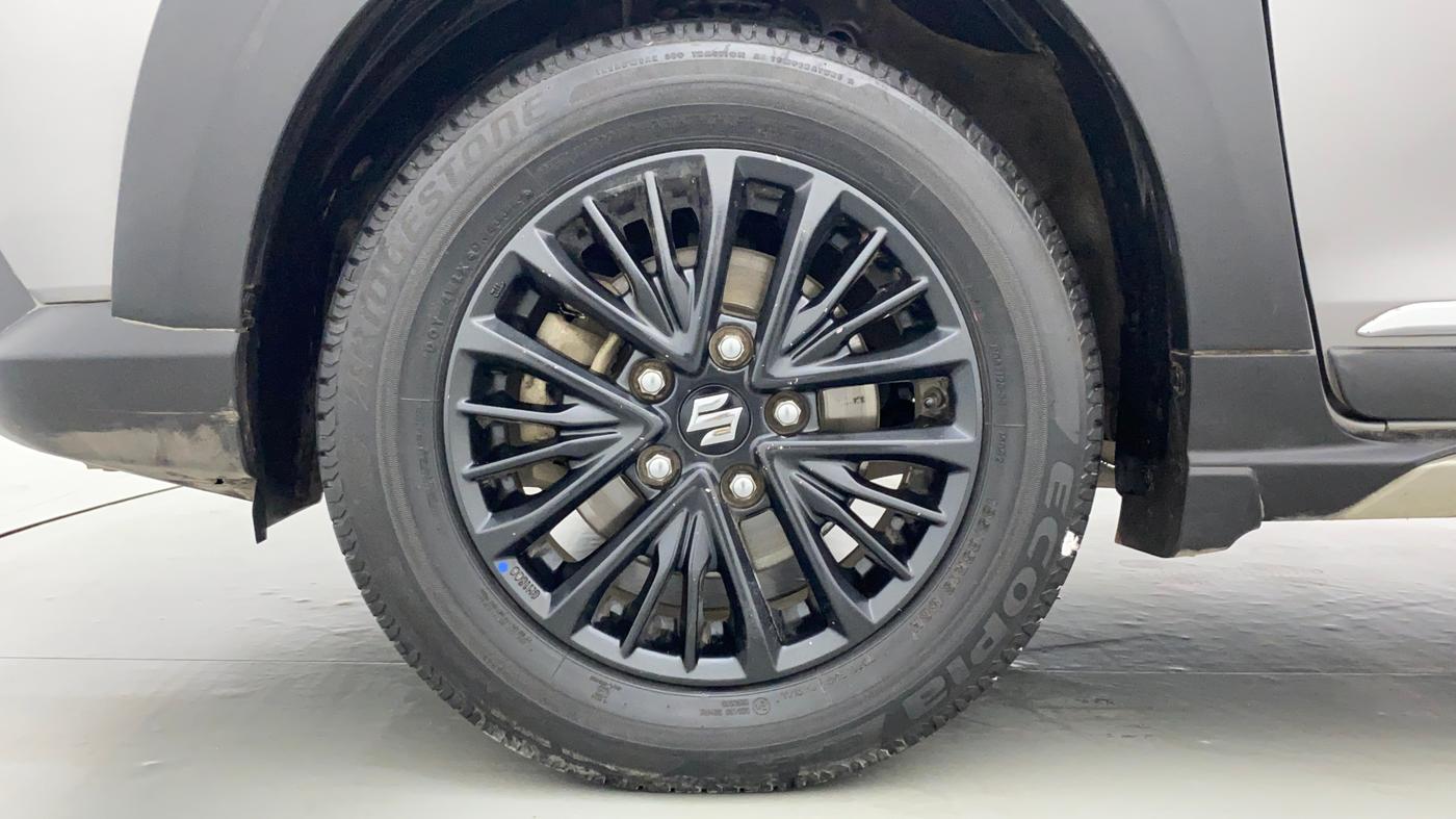 2019 Maruti XL6 ALPHA SHVS  MT, Petrol, Manual, 57,372 km, Left Front Wheel