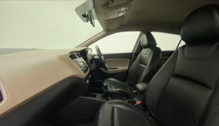 2014 Hyundai Elite i20 MAGNA 1.2, Petrol, Manual, 53,068 km, Right Side Front Door Cabin