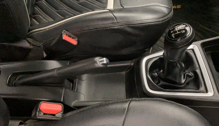 2019 Maruti Swift VXI D, Petrol, Manual, 57,877 km, Gear Lever